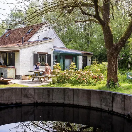 La Petite Foret In Brussels Countryside Chata